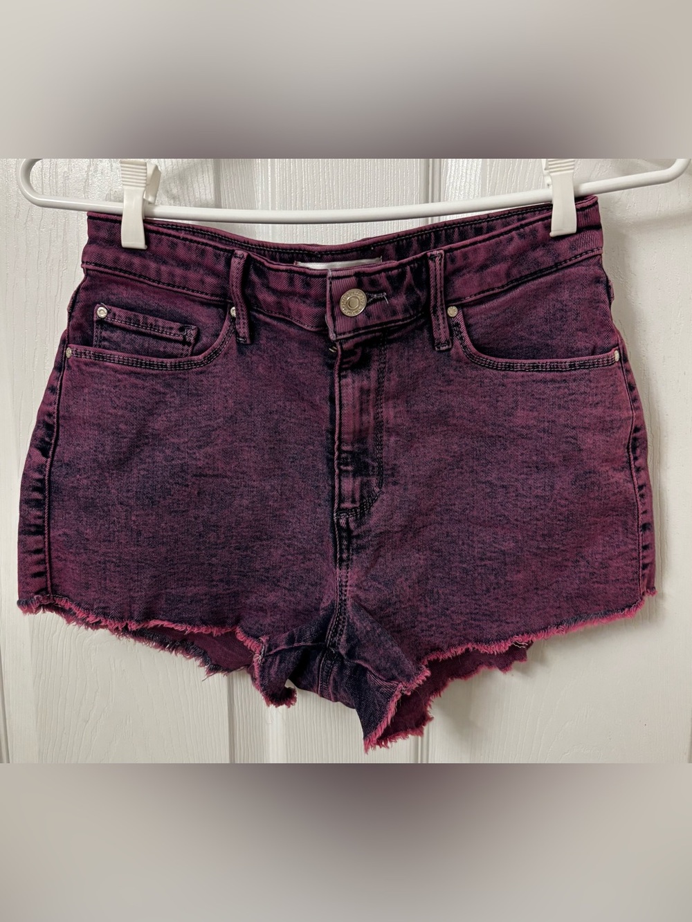 Guess-Purple Acid Wash-Ripped Hemline-Jean Shorts For Women-Size 27-NWOT